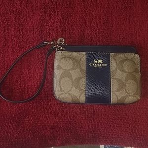 NWOT Coach Wristlet